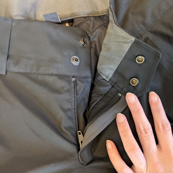 Like New Patagonia Women's Insulated Ski Pants Size XS - Picture 8 of 11